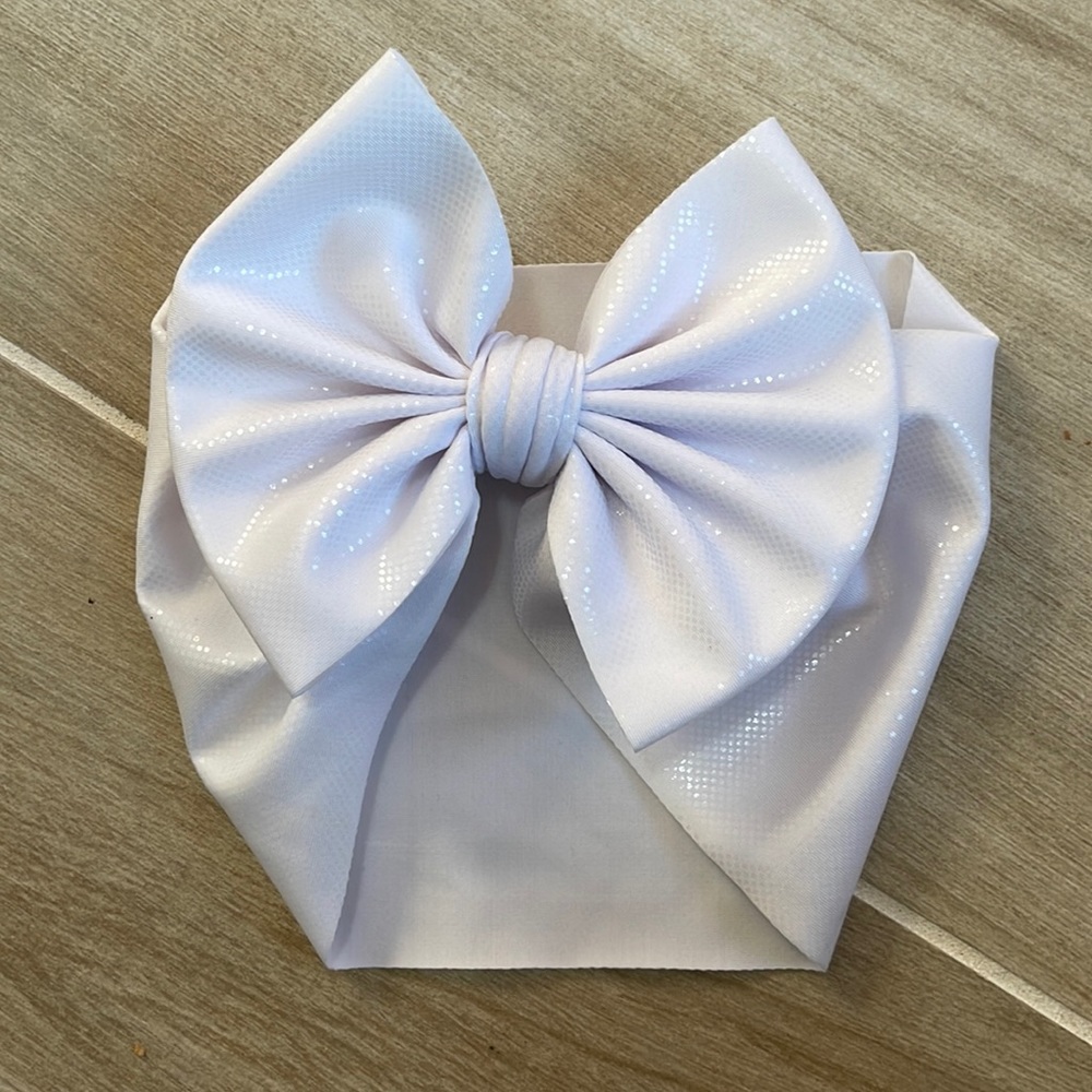 Shiny white bow